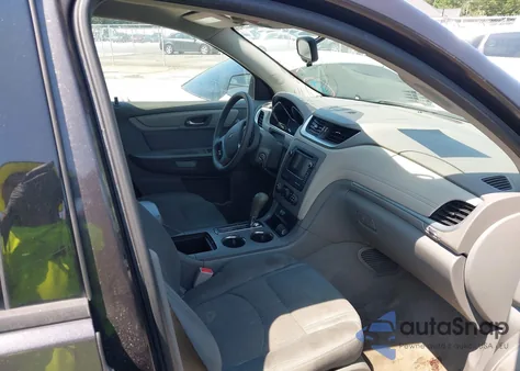 2017 Chevrolet Traverse Ls из США, поврежденный, VIN 1GNKVFKD6HJ201654